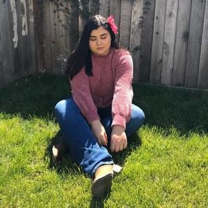 Meet your Posher, Alondra